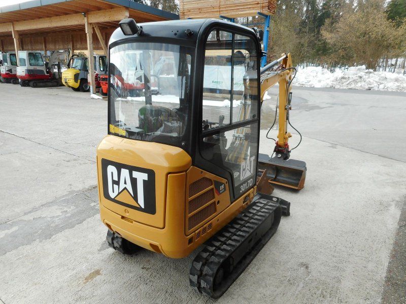 Cat 301.7D ( 1.977 KG )