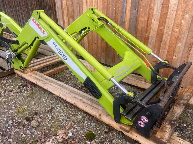 Claas Frontladerschwinge FL80 mit hydraulischer Paralleführung u. Mult