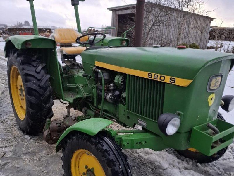 John Deere 920S