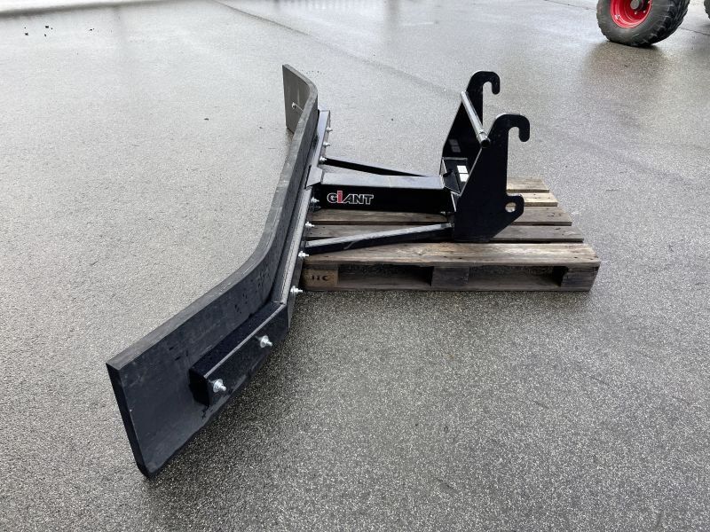 Giant FUTTERSCHIEBER 260 CM STAND