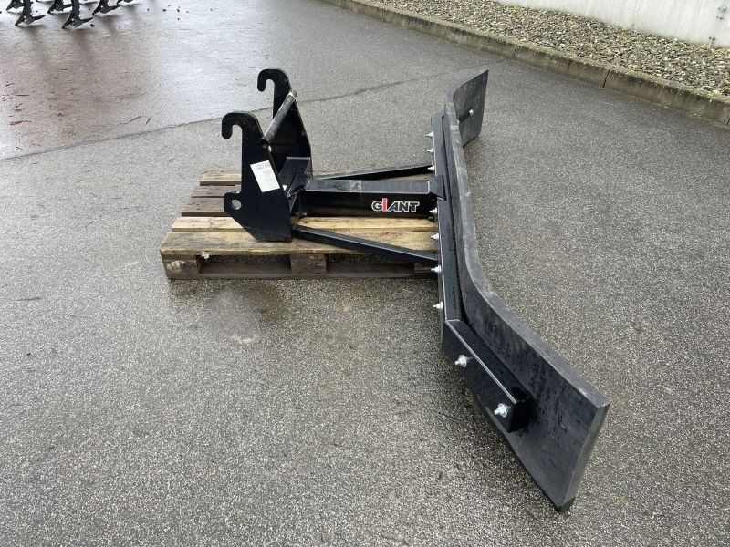 Giant FUTTERSCHIEBER 260 CM STAND