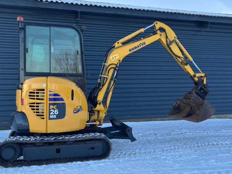 Komatsu PC26MR-3
