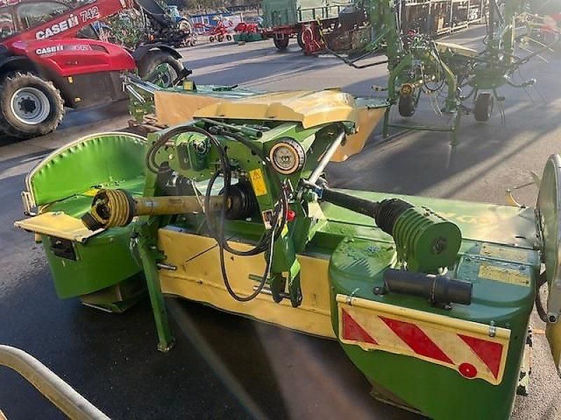 Krone Easy Cut F 320 gezogen