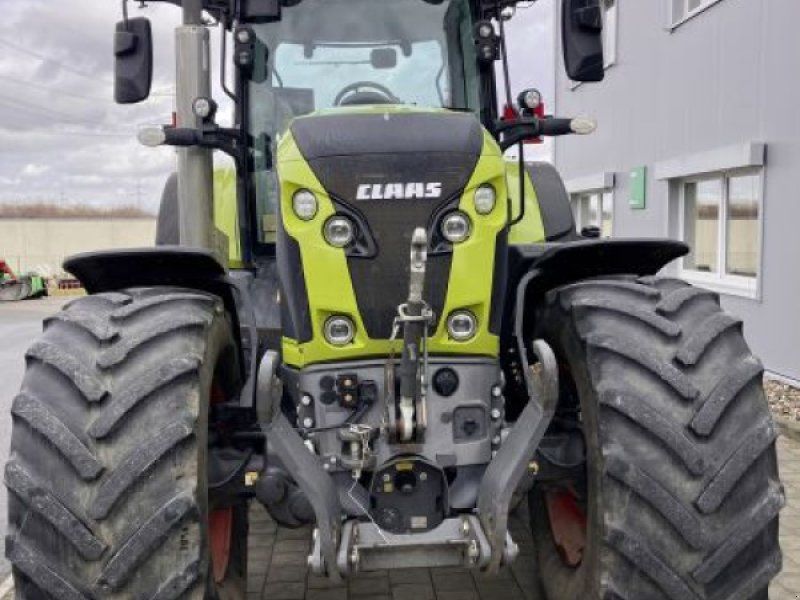 Claas AXION 850