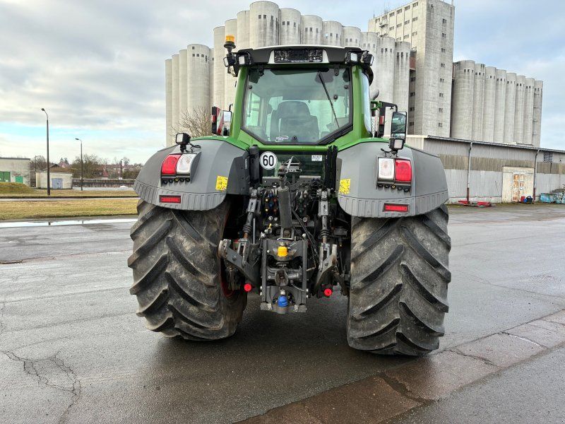 Fendt 828 Vario S4 Profi+