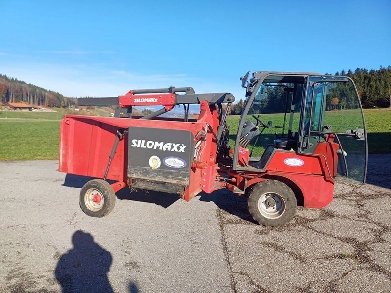 Silomaxx SVT 4045 Selbstfahrender Silokamm