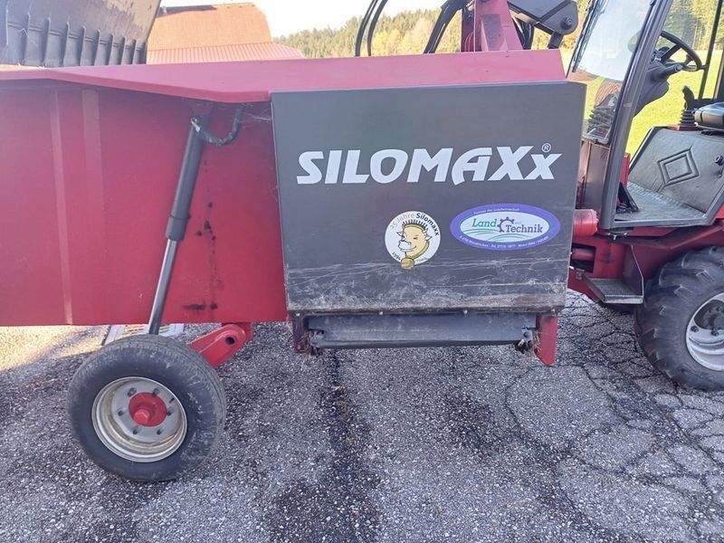 Silomaxx SVT 4045 Selbstfahrender Silokamm