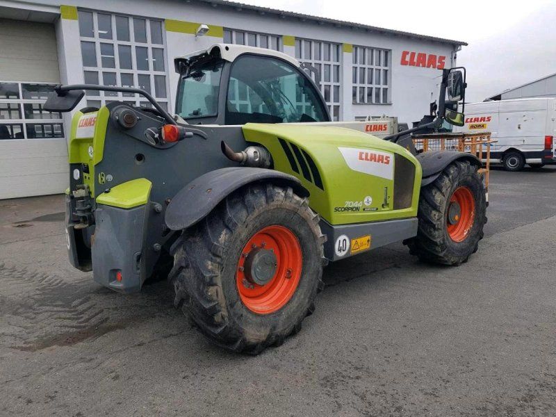 Claas Scorpion 7044 Vario Power