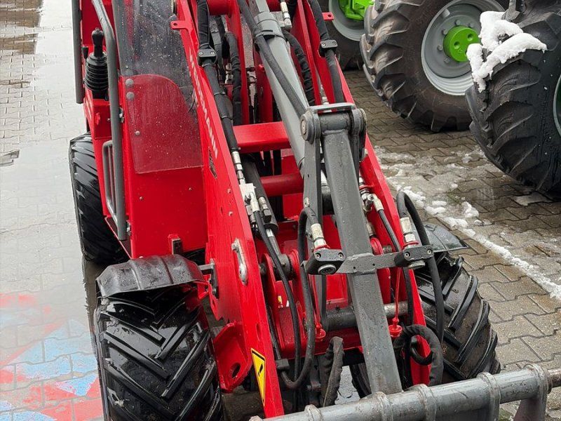 Weidemann 1240CX35 unter 2,0m Bauhöhe