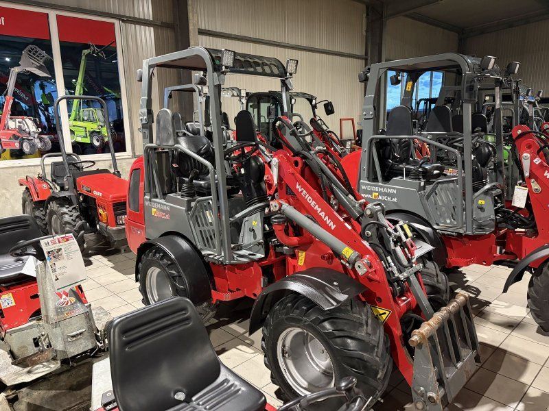 Weidemann 1260 mit 4 Zylinder Motor