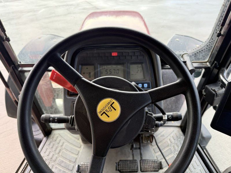 New Holland M 135/8360