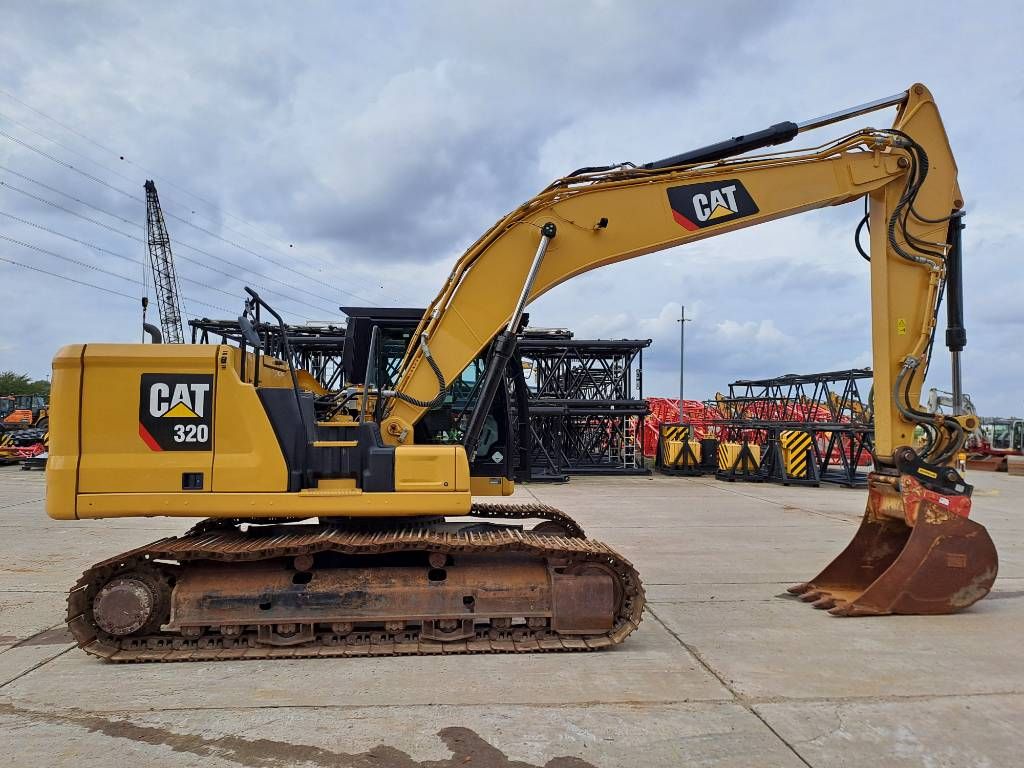 CAT 320 NG