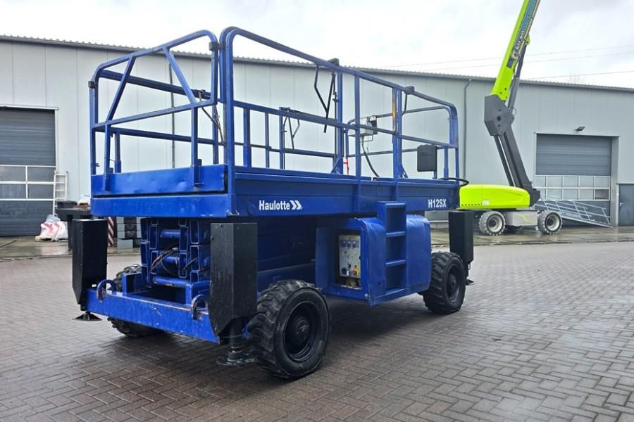 Haulotte H12SX Diesel, 4x4 Drive, 12m Working Height, 700kg