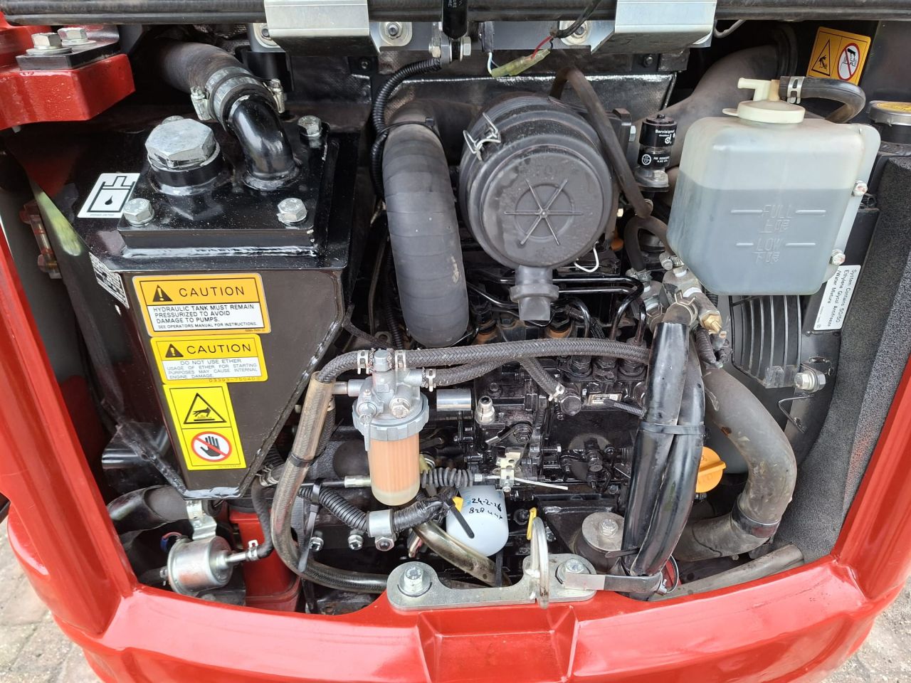 Takeuchi TB216 | bj2022 | 828uur | 3 bakken