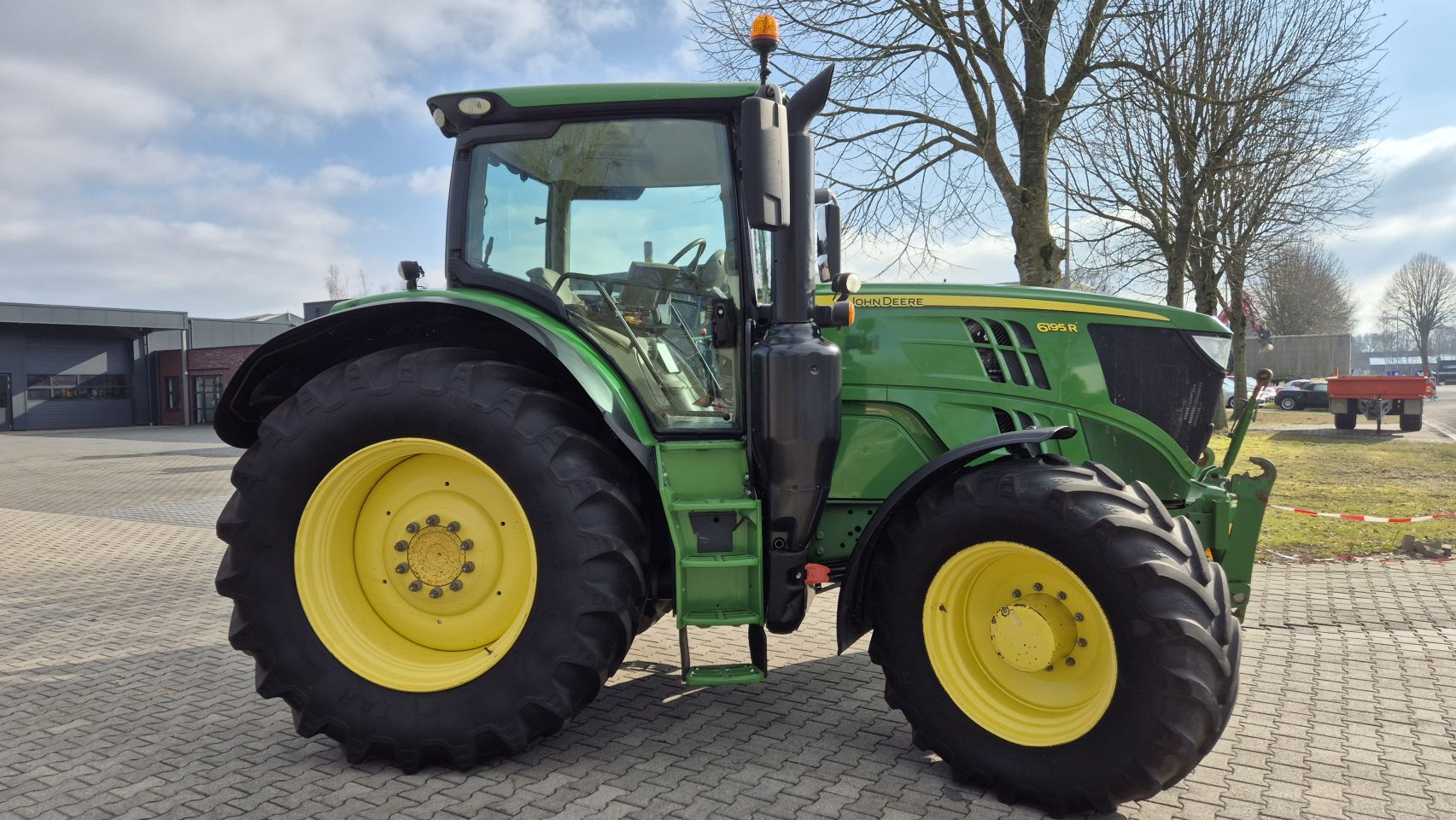 JOHN DEERE 6195R AP 40, Lucht, Fronthef PTO, AT-Ready