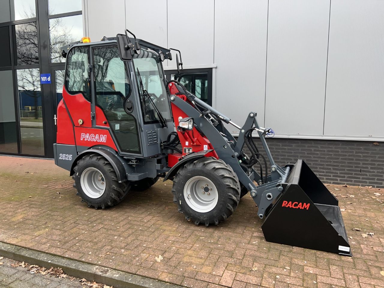 PACAM 2525 Mini-loader