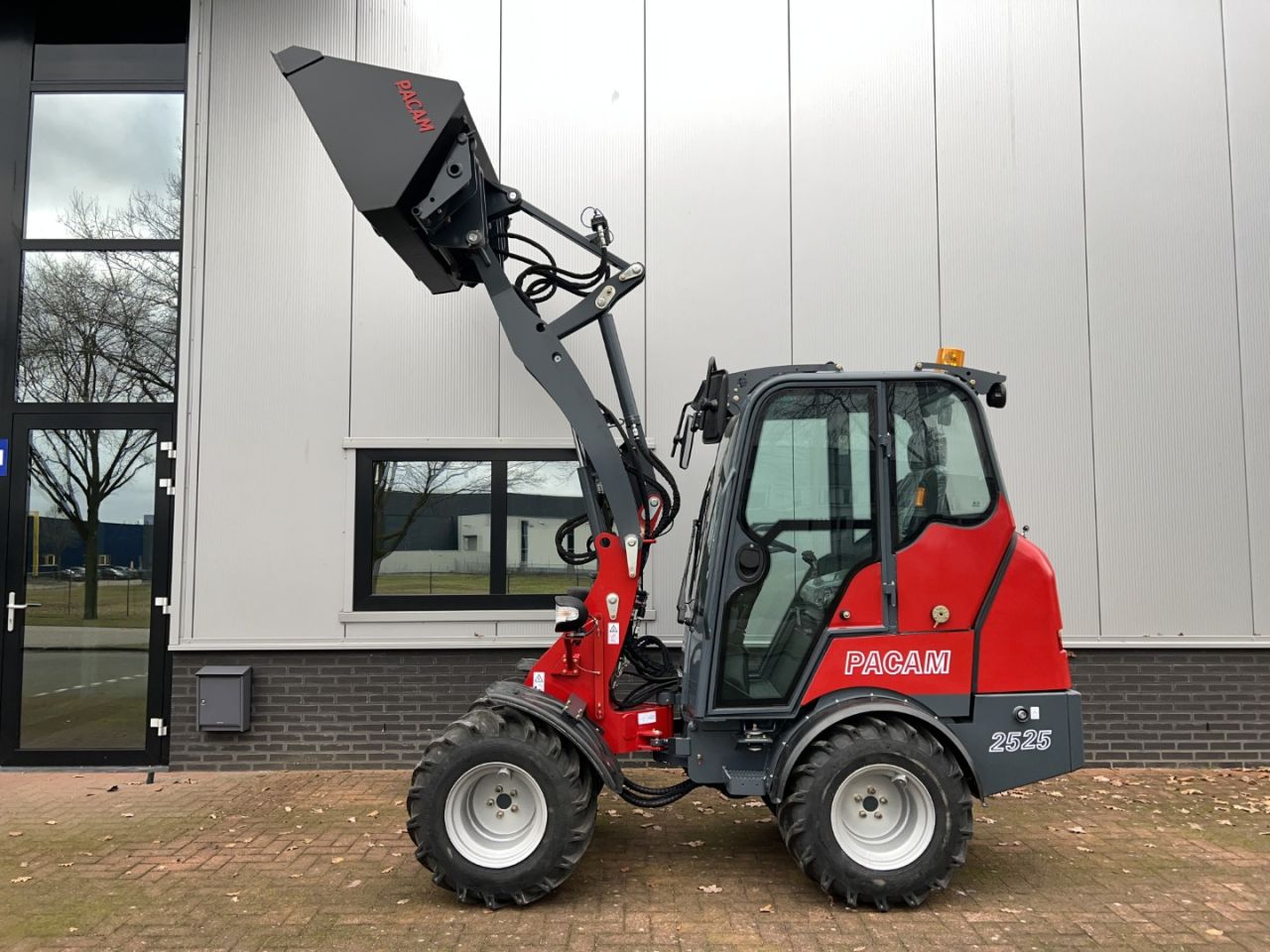 PACAM 2525 Mini-loader