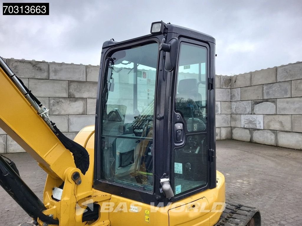 Caterpillar 305 E2