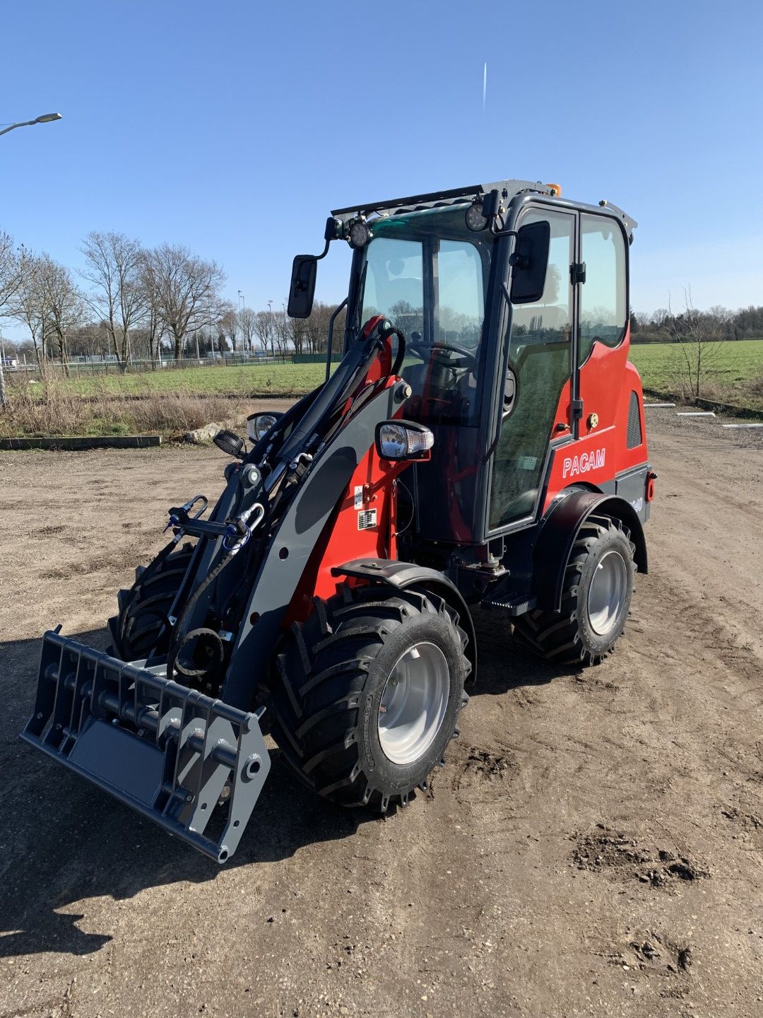 PACAM 3040 Hoflader, Hoftrac, Radlader.