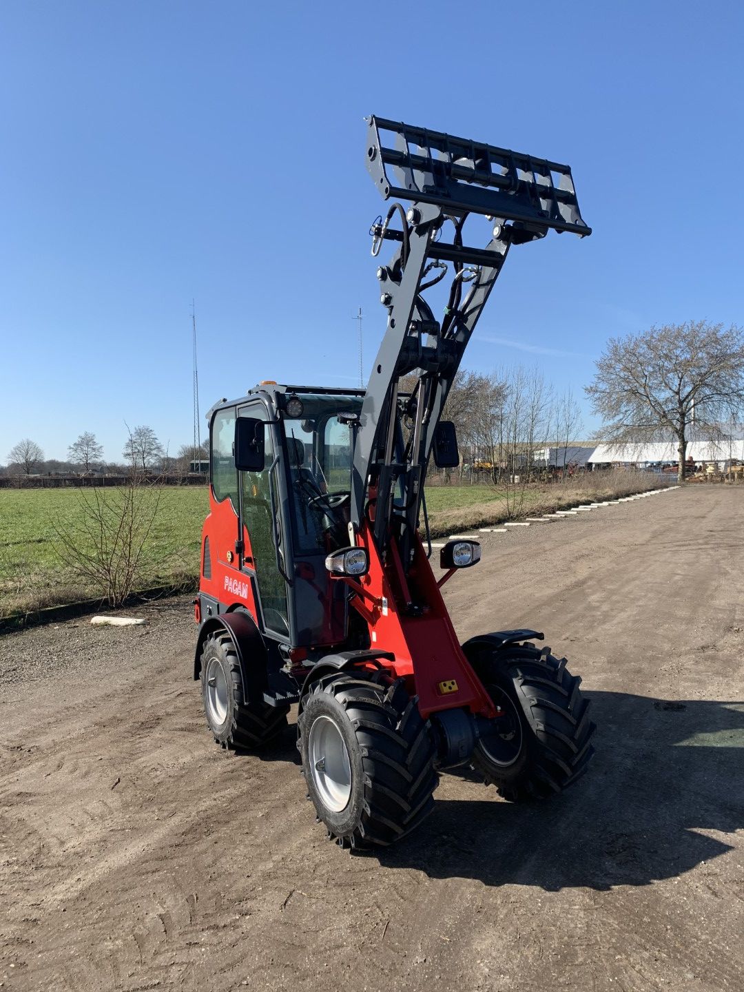 PACAM 3040 Hoflader, Hoftrac, Radlader.