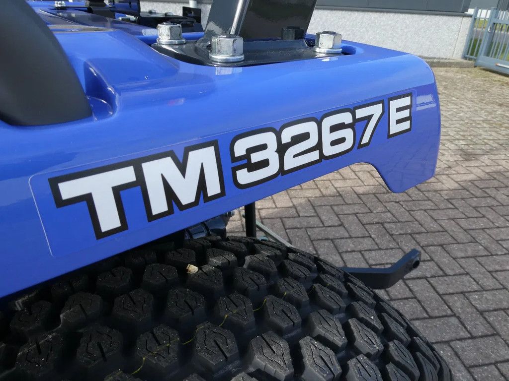 Iseki TM3267E 4wd / 0001 Draaiuren / Gazonbanden