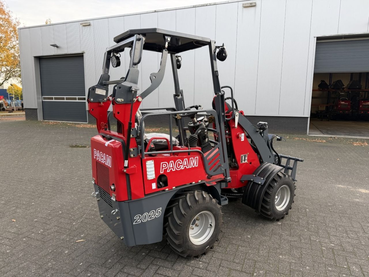 PACAM 2025 Mini-loader.