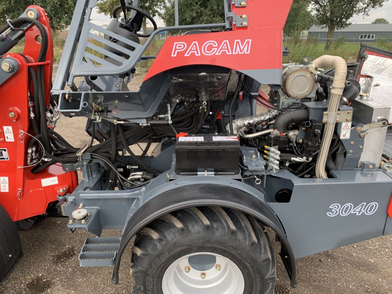 PACAM 3040LF Mini-loader.