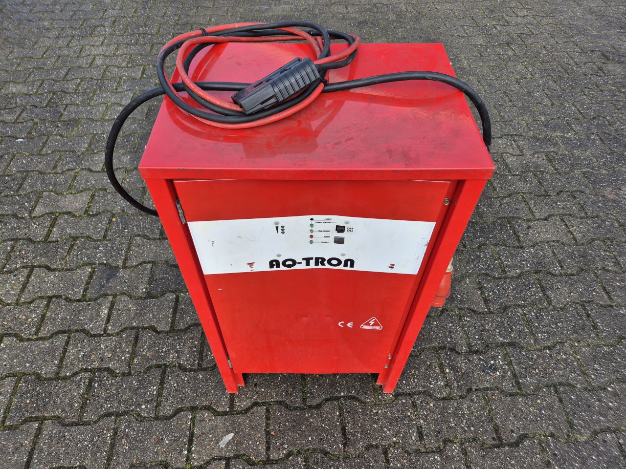 HYSTER E3.20 HEFTRUCK 3 TONS MET SIDESHIFT BOUWJAAR 2007