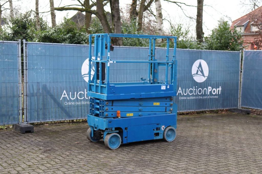 Scissor lift Genie GS-1932 Electric 7.6m 2013