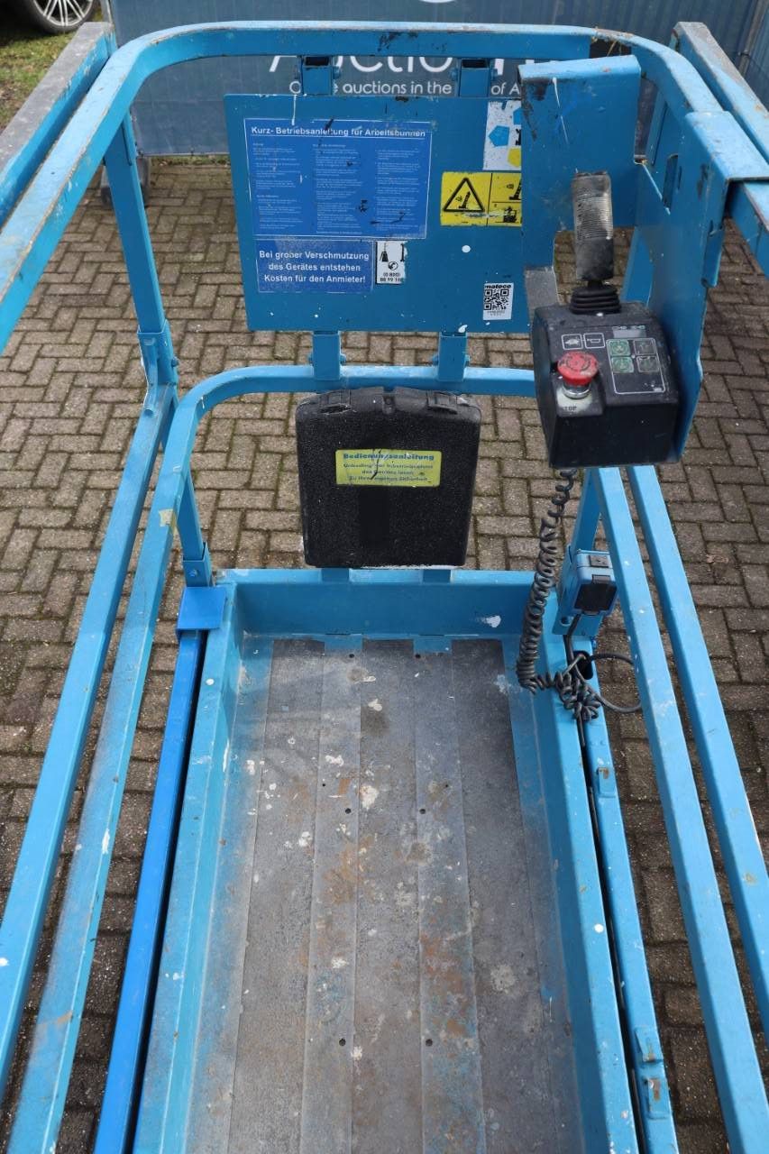 Scissor lift Genie GS-1932 Electric 7.6m 2013