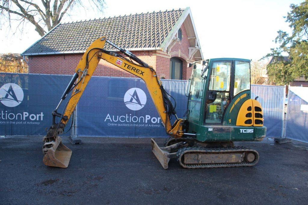 Crawler excavator Terex TC35 Diesel 2012