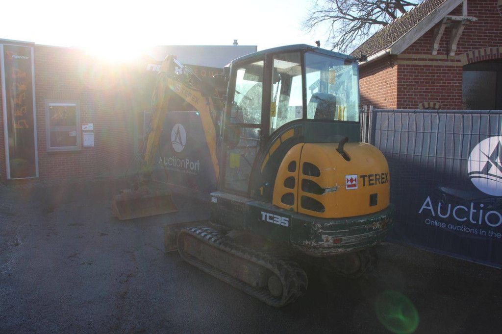 Crawler excavator Terex TC35 Diesel 2012