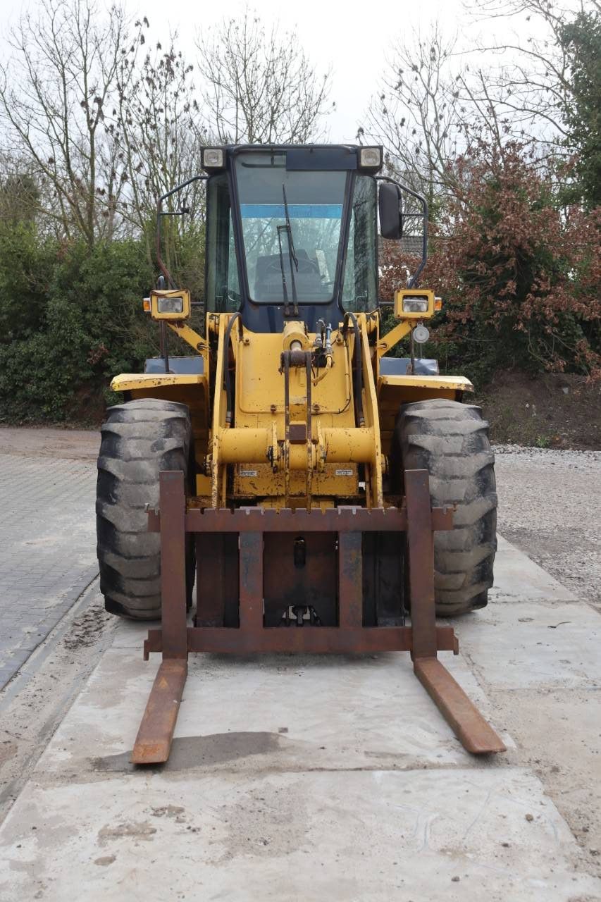 Wiellader Komatsu WA120 Diesel 1992