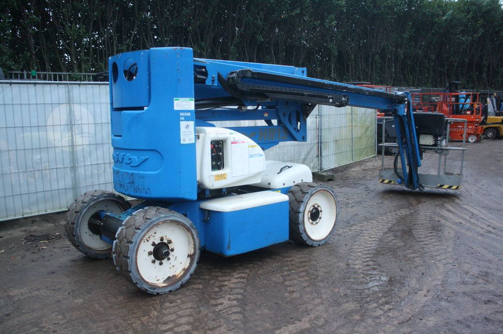 Niftylift HR15NDE Electric+Diesel 15.7m Articulated Boom Lift 2011