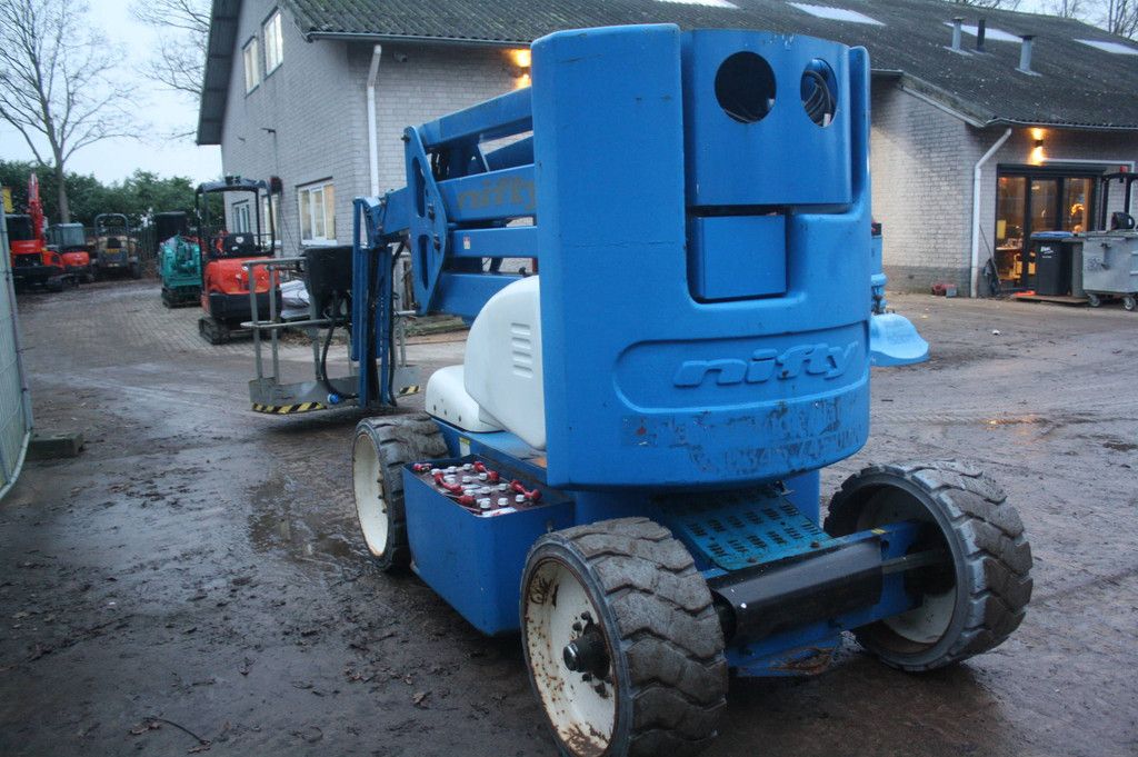 Niftylift HR15NDE Electric+Diesel 15.7m Articulated Boom Lift 2011
