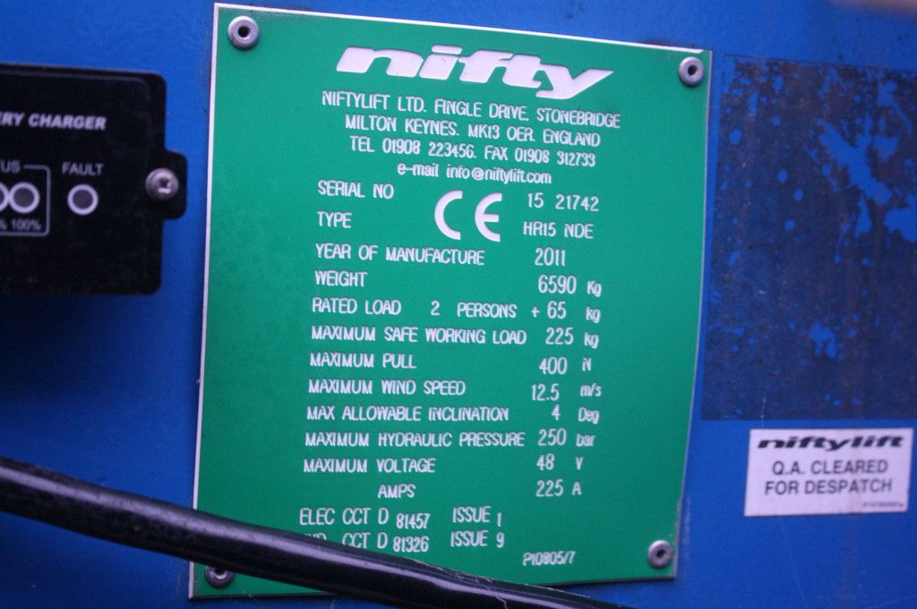 Niftylift HR15NDE Electric+Diesel 15.7m Articulated Boom Lift 2011