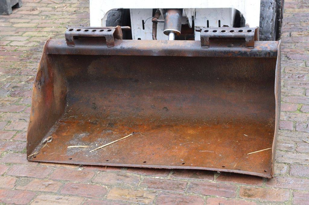Skid steer loader Bobcat 463 Diesel 2003 (Margin)