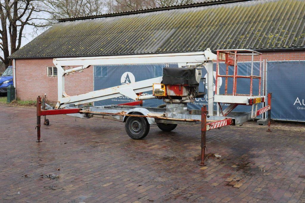 Custers SAGITTA 15/16 1993 Trailer-mounted aerial work platform