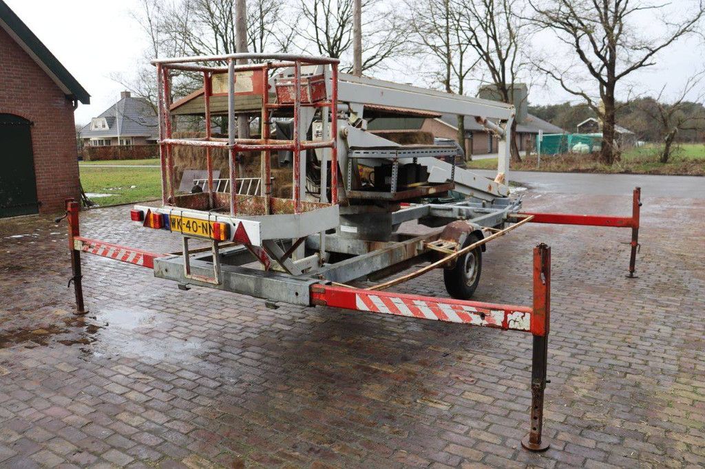 Custers SAGITTA 15/16 1993 Trailer-mounted aerial work platform