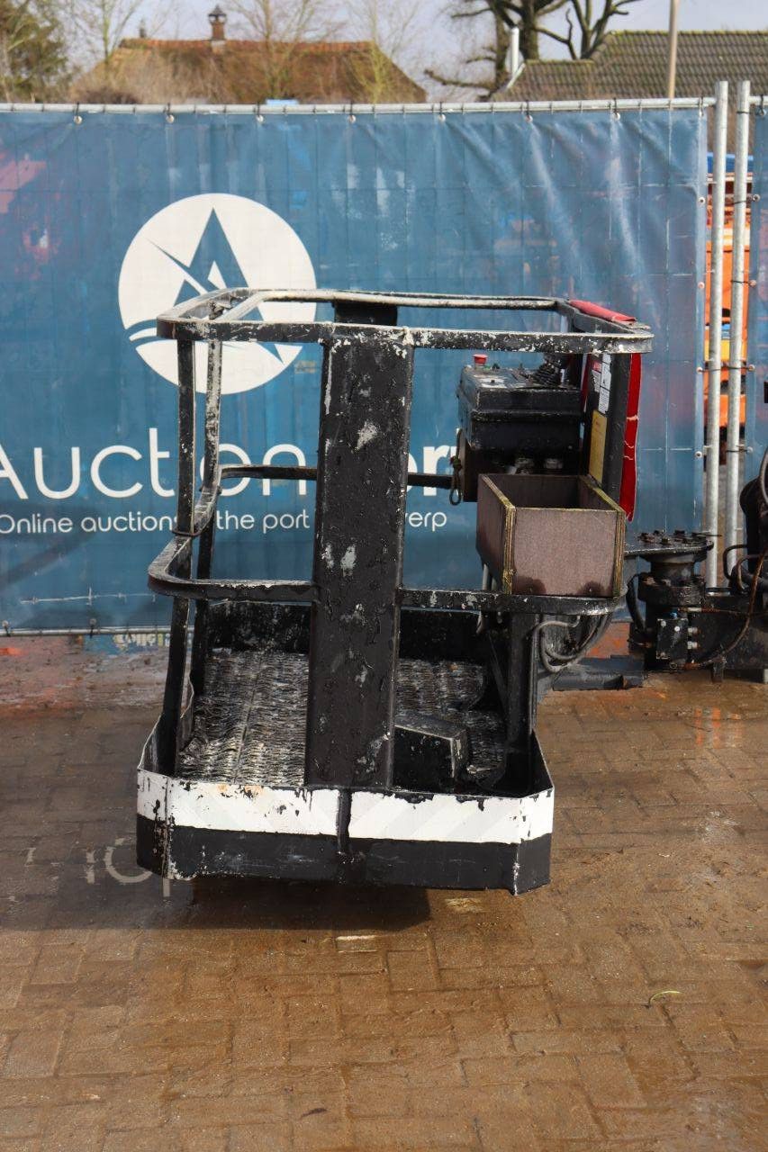 Grove MZ82C Diesel Articulated Boom Lift