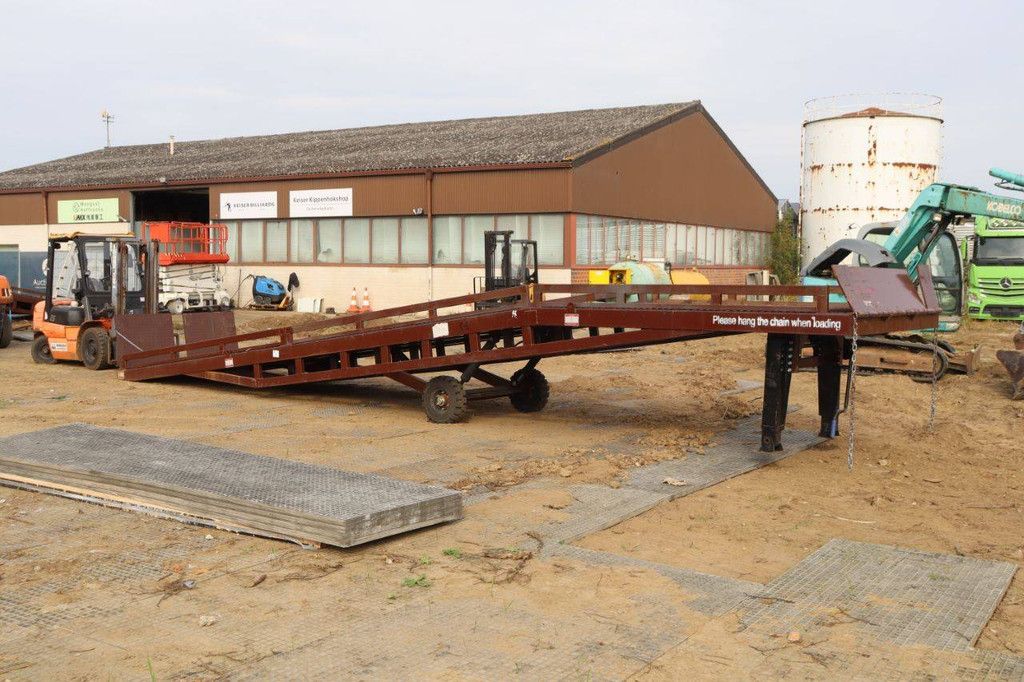 Laderampe Containerrampen Mangust LR12T 12t 2024