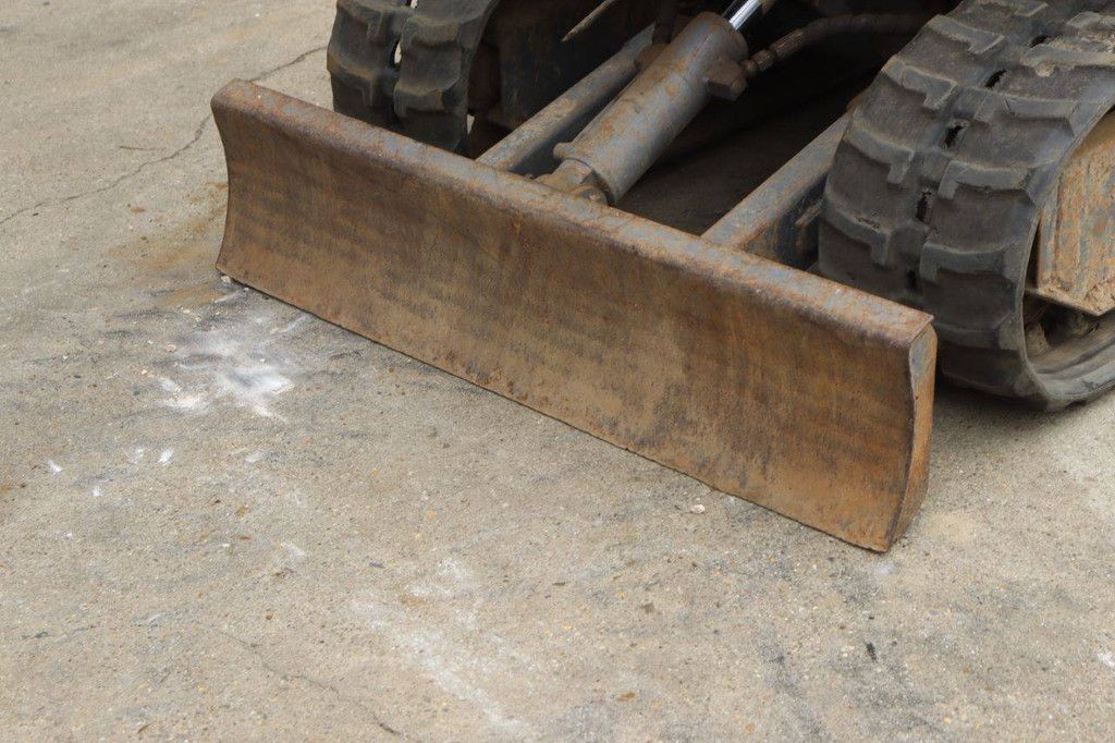 Minigraver Yuchai D8T Diesel 2018