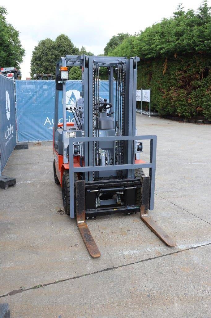 Forklift Vaax CPCD20 Diesel 2000kg 3m 2024 New
