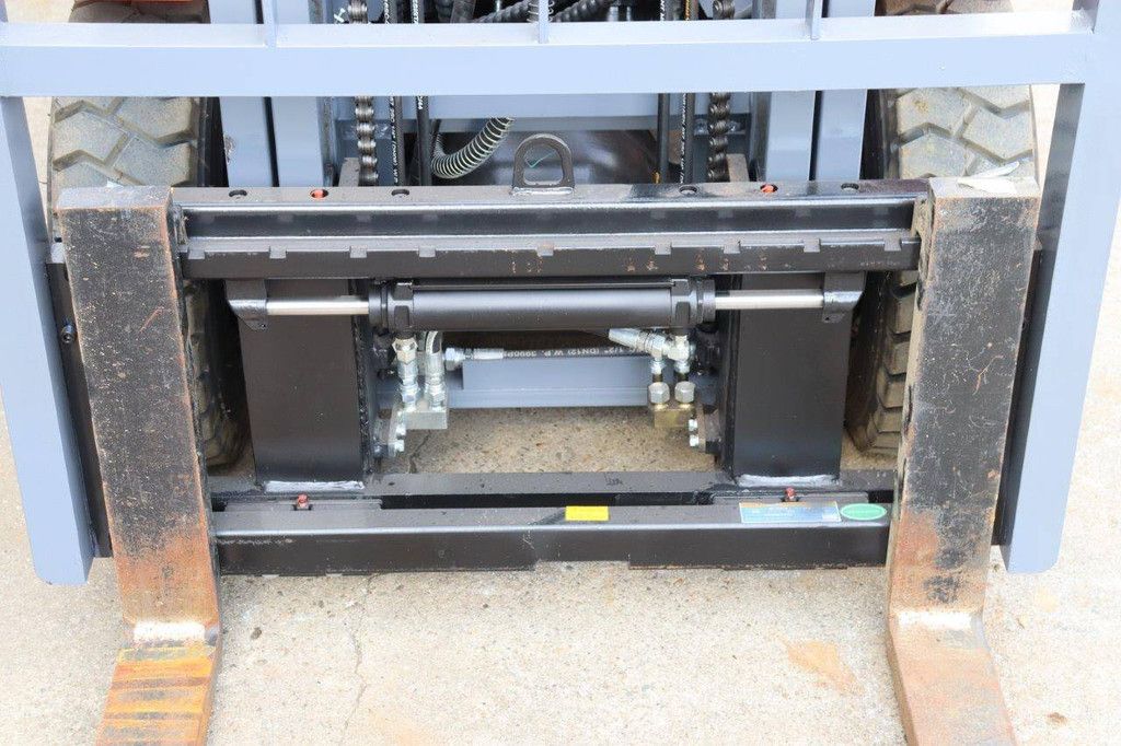 Forklift Vaax CPCD20 Diesel 2000kg 3m 2024 New