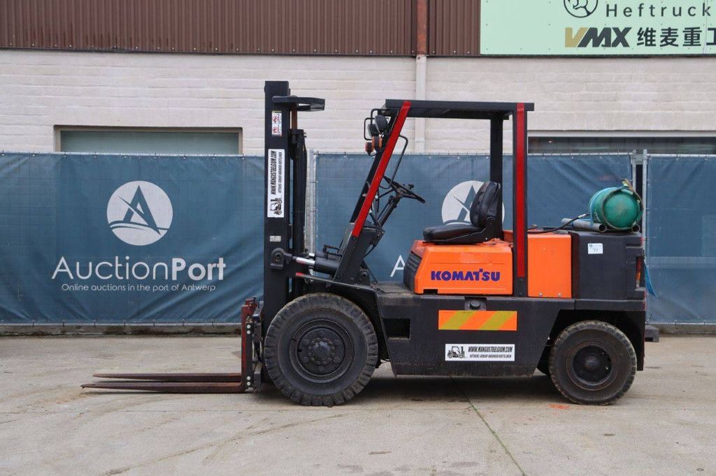 Komatsu Gabelstapler V045L233 LPG
