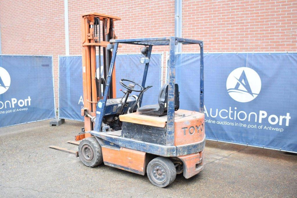 Toyota 4FB20 Electric Forklift 2000kg