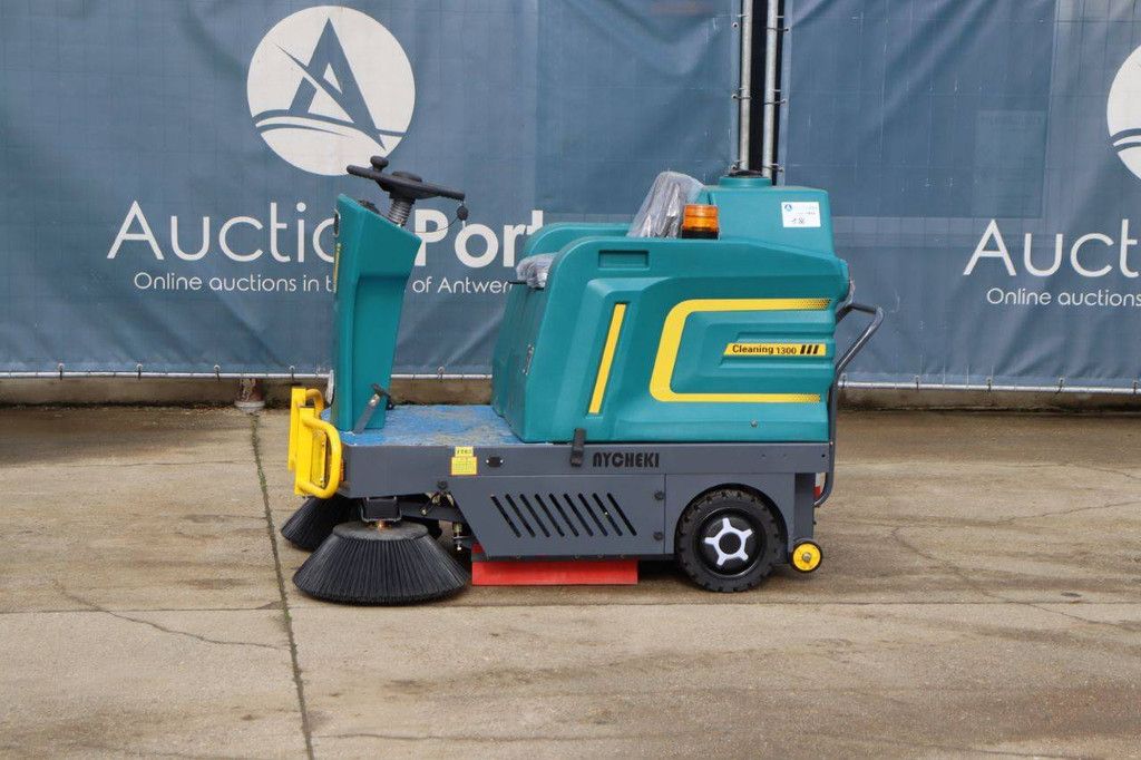 Sweeper Nycheki Cleaning 1300 III Electric