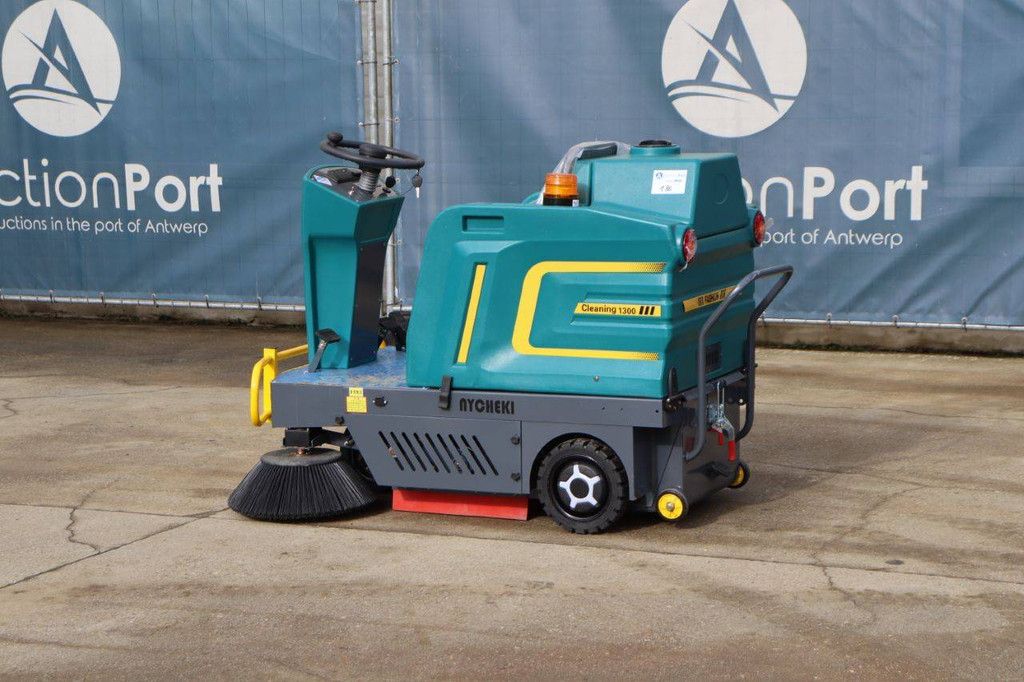 Sweeper Nycheki Cleaning 1300 III Electric