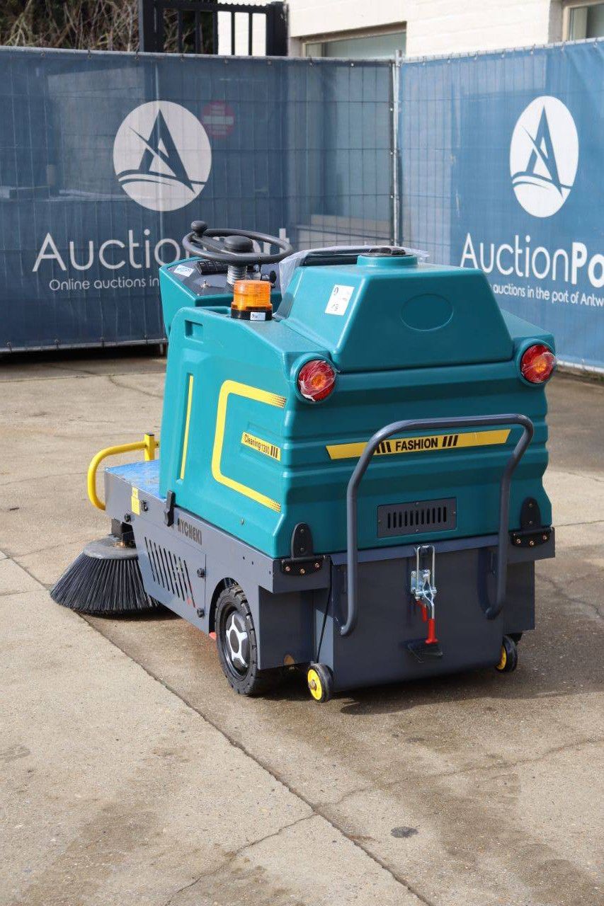 Sweeper Nycheki Cleaning 1300 III Electric