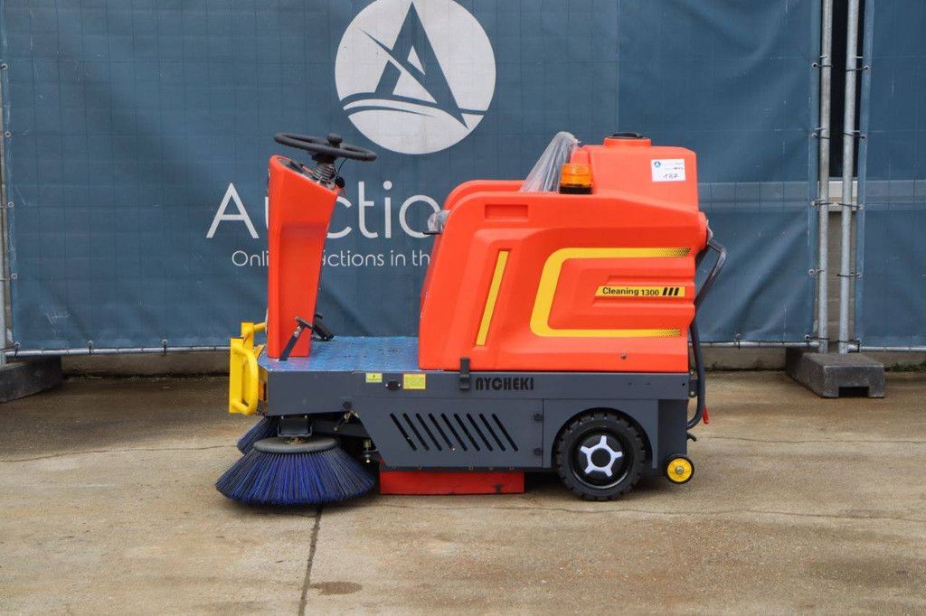 Veegmachine Nycheki Cleaning 1300 III Elektrisch